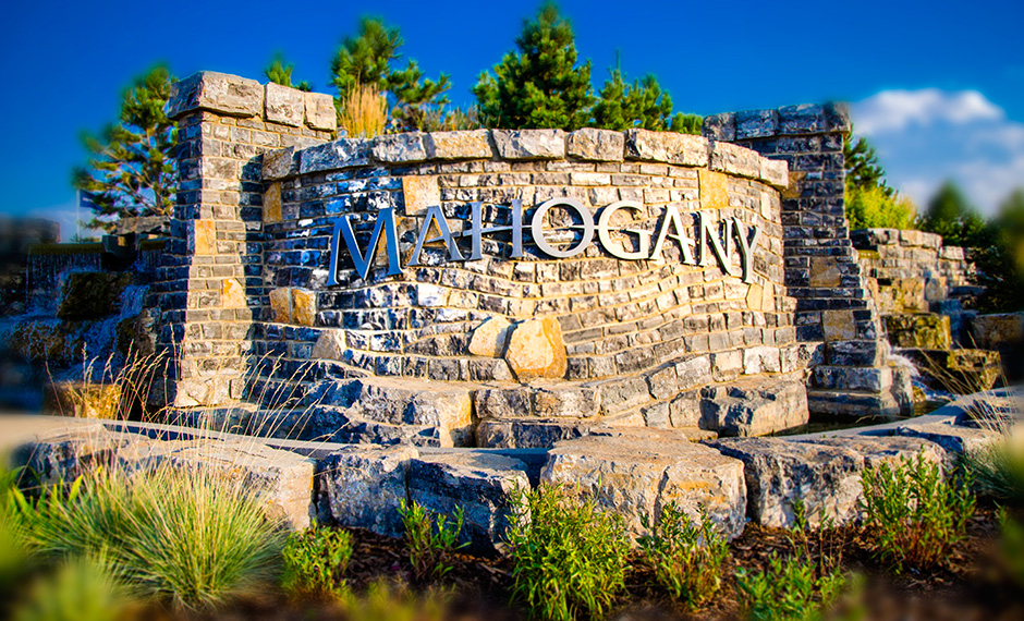 Mahogany's iconic community entry feature